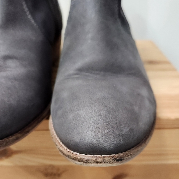 Anthropologie X Seychelles Lucky Penny Slate Grey Leather Ankle Booties Size 10 - Picture 4 of 12